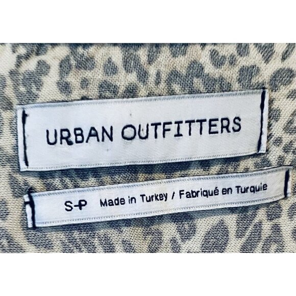Urban Outfitters UO Top Womens Small Animal Print Cropped Twisted Front Boho - Picture 5 of 8